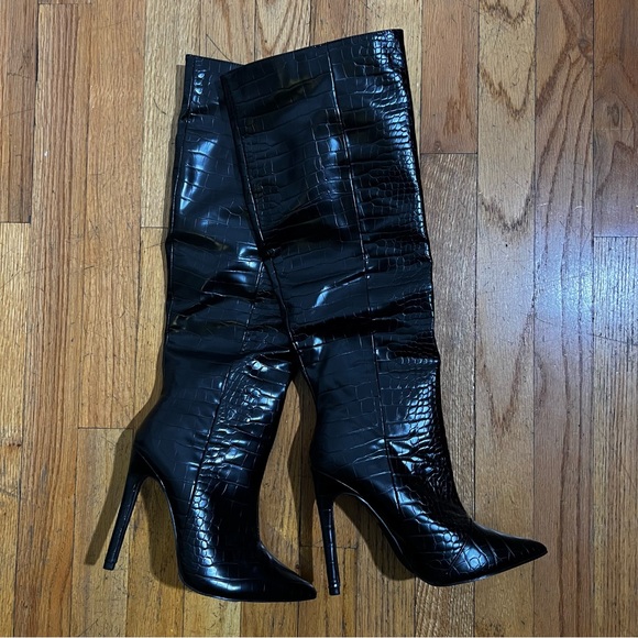 Princess Polly Black Knee High Boots - Picture 2 of 2